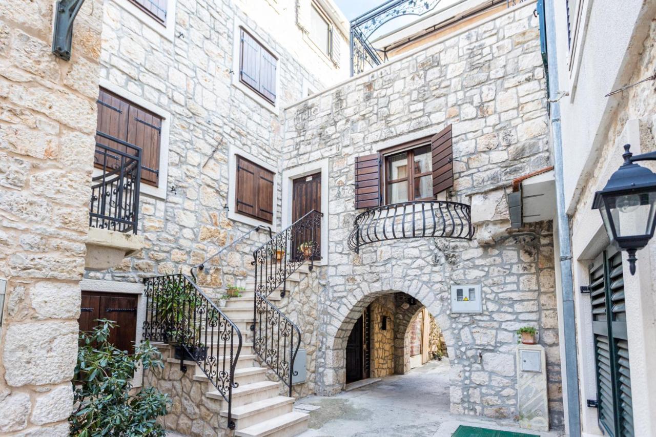 Apartament Stone House Srida Baška Voda Zewnętrze zdjęcie